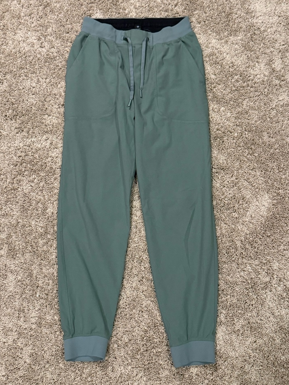 lululemon Men’s Green Gray Jogger Pants Zip Pocket Cuffed Athletic